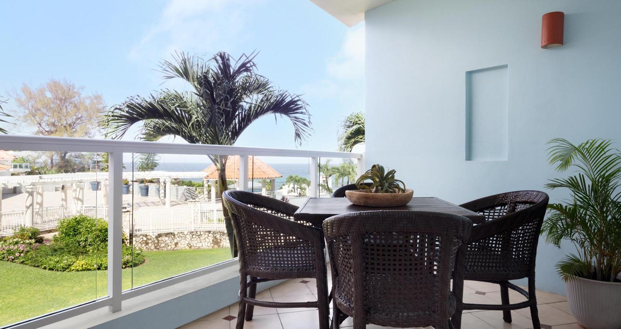 Beaches Ocho Rios A Spa & Golf Bagian luar foto