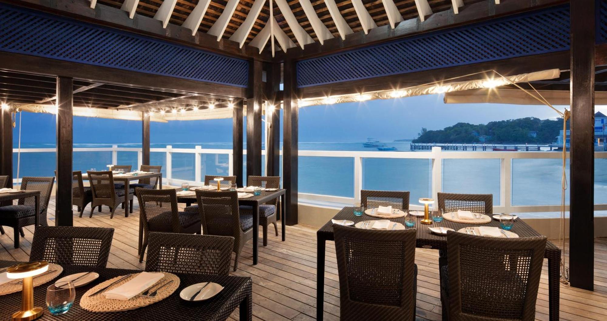 Beaches Ocho Rios A Spa & Golf Bagian luar foto